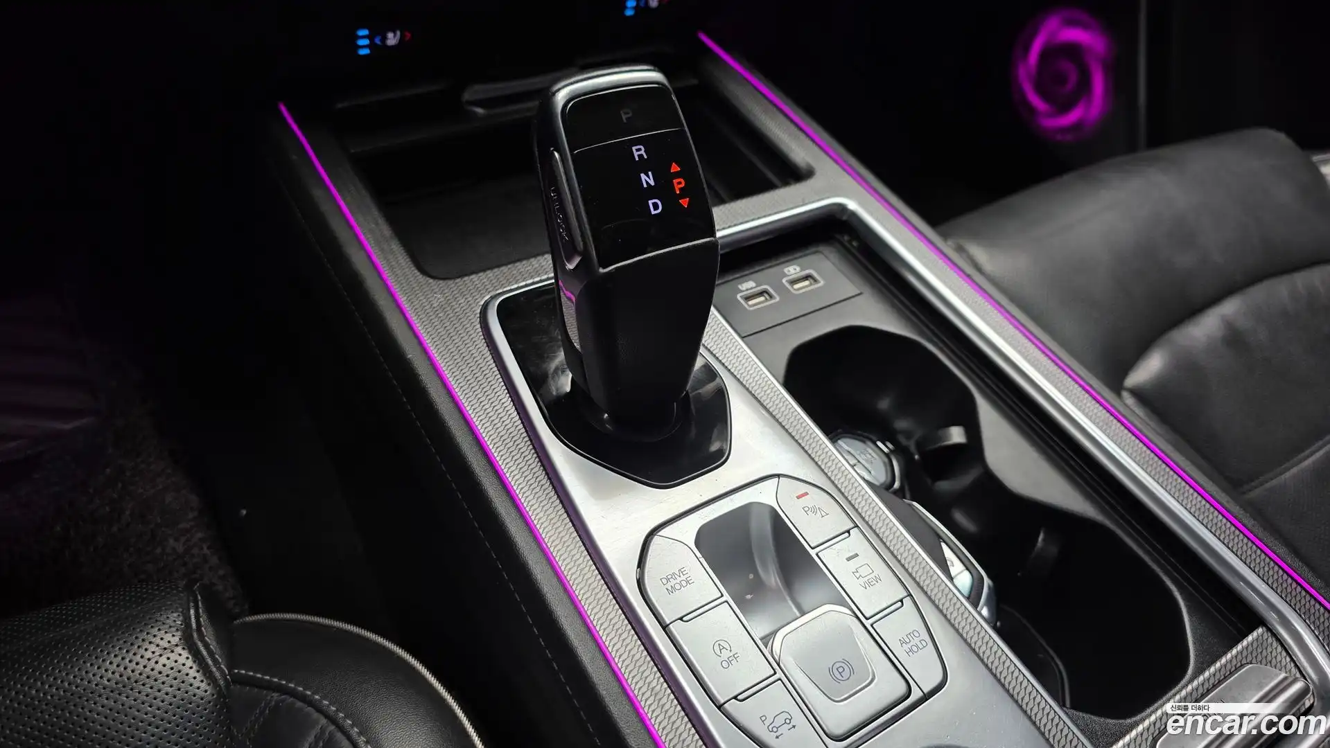 Rexton KG Mobility 2020.11-INNER-009