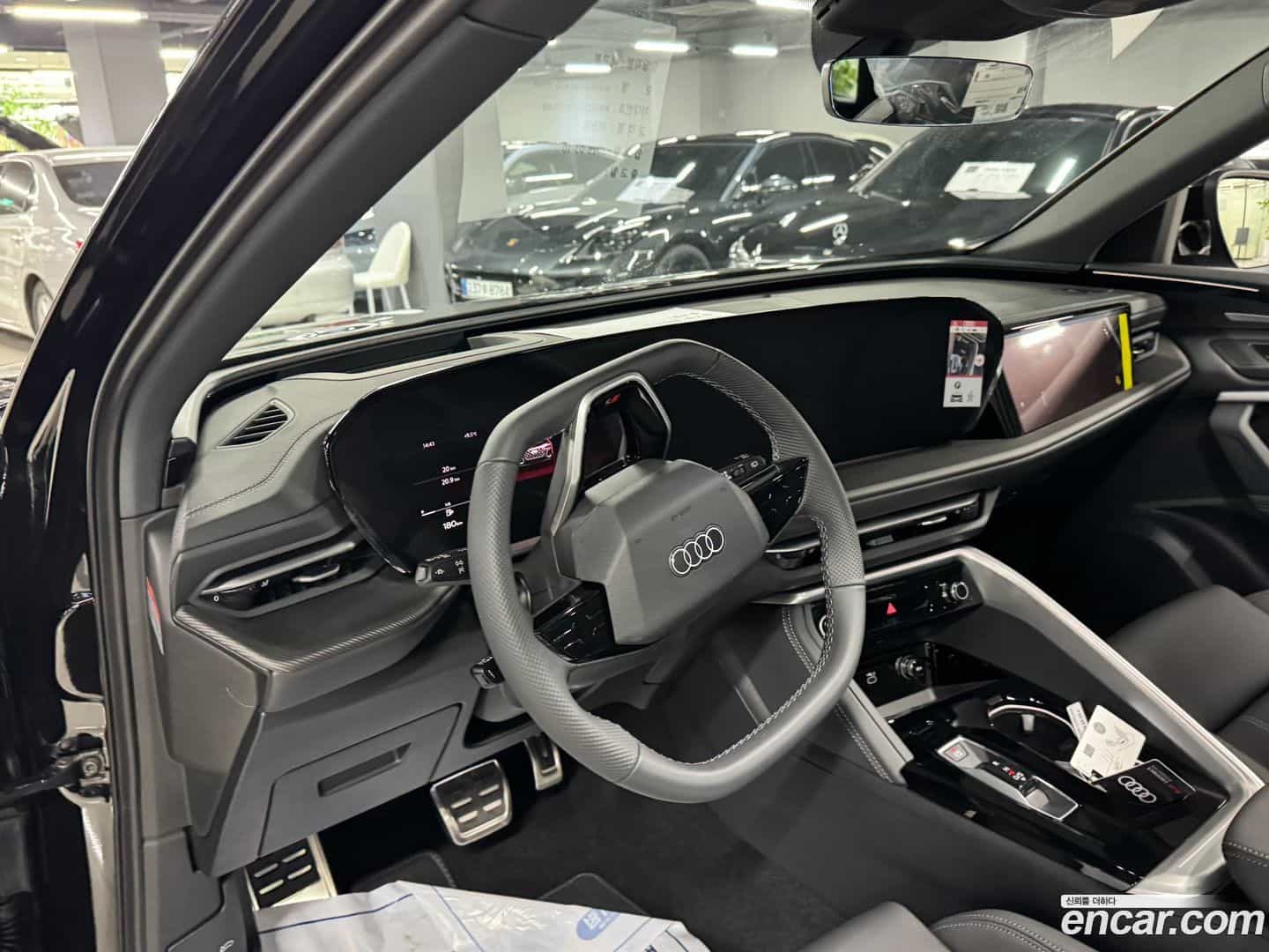 Q5 Audi 2025.11-OUTER-004