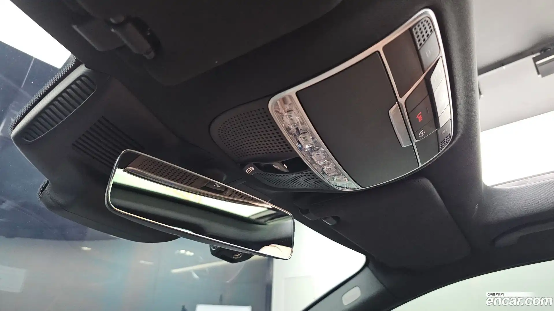 S-Class Mercedes-Benz 2020.8-OPTION-019