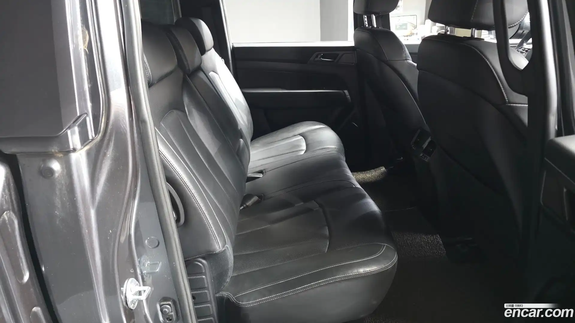 Rexton KG Mobility 2021.5-OPTION-016