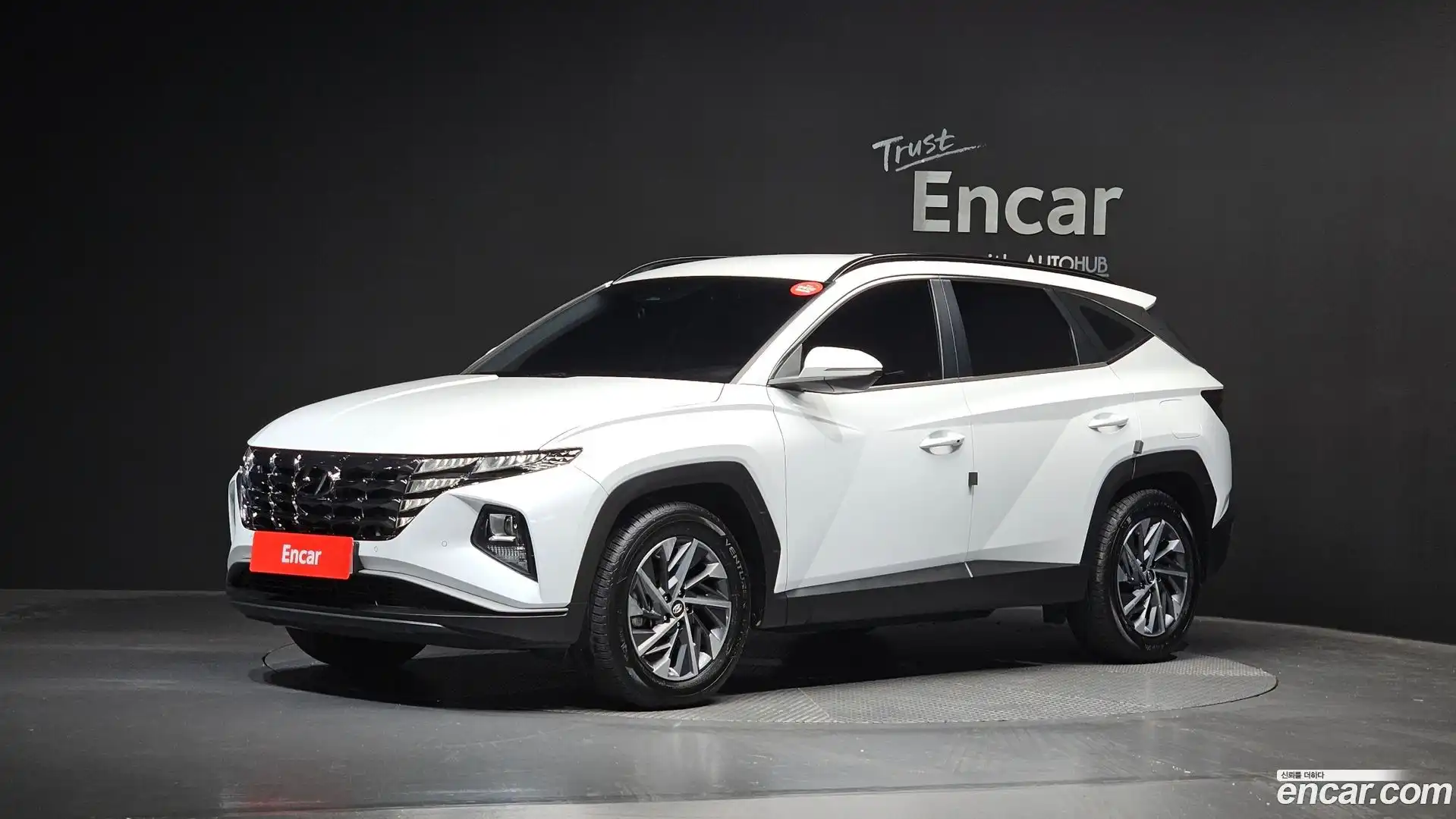 Tucson Hyundai 2021.0-OUTER-001