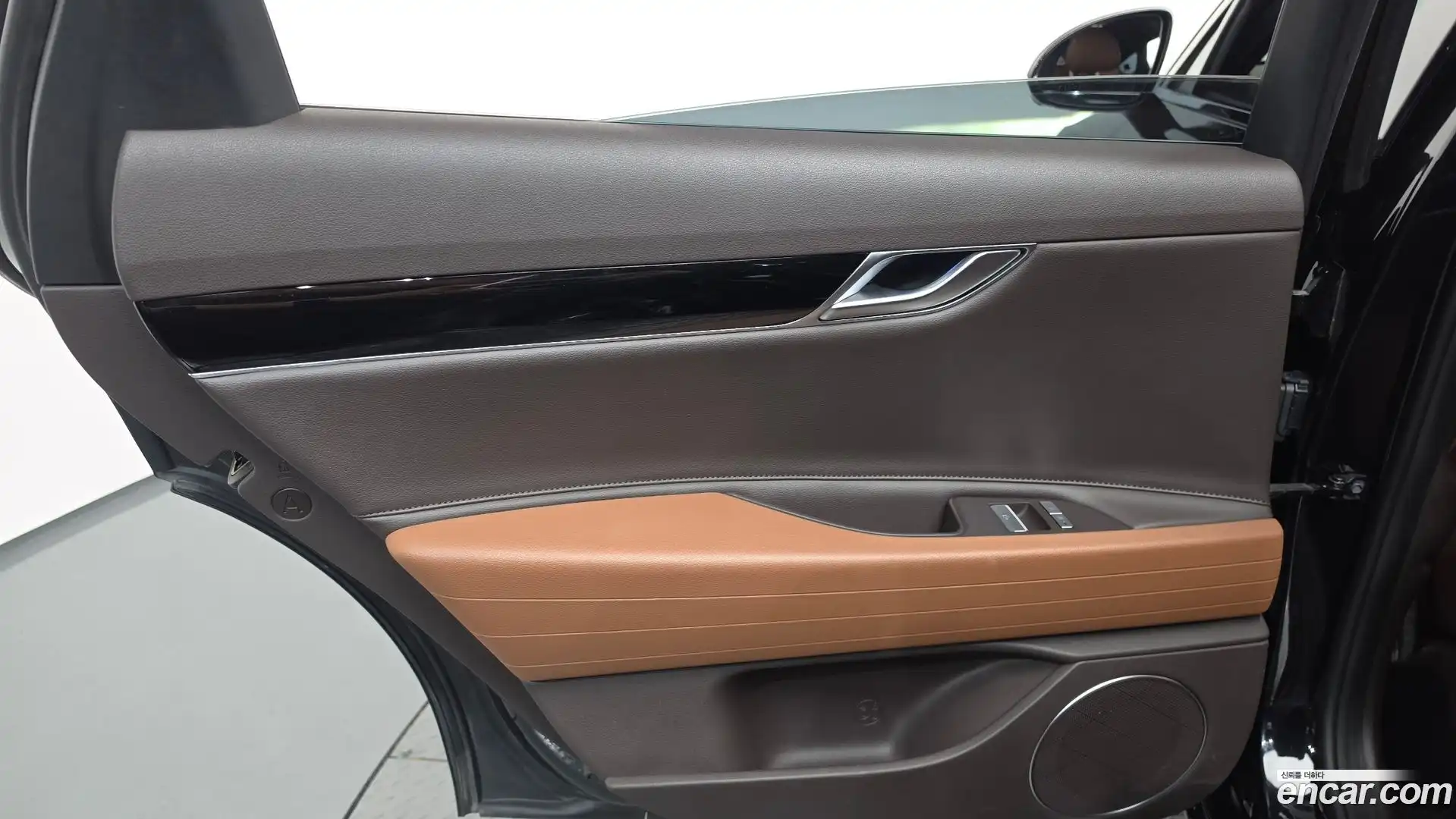 G80 Genesis 2021.6-INNER-035