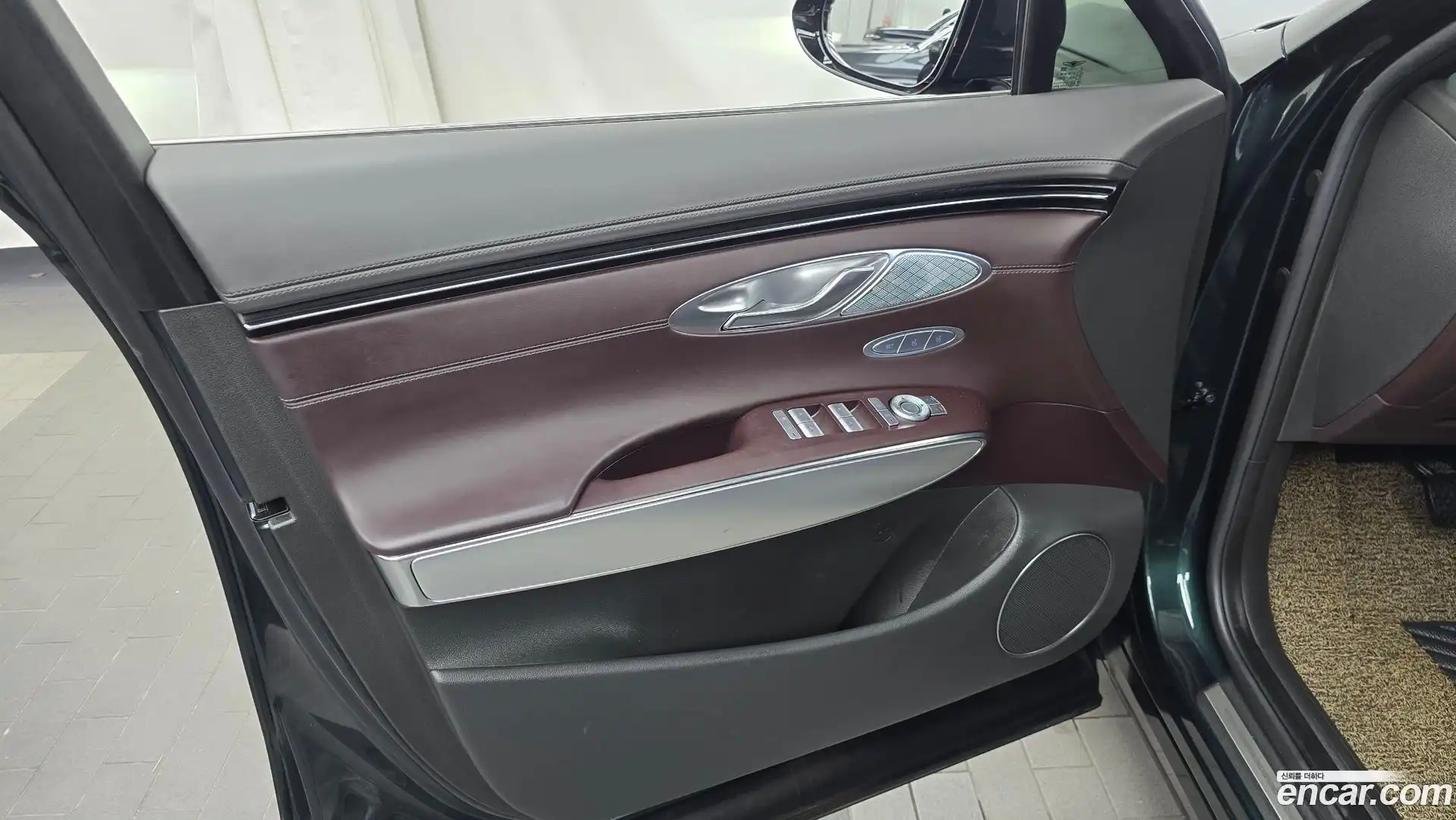 GV70 Genesis 2022.0-INNER-034