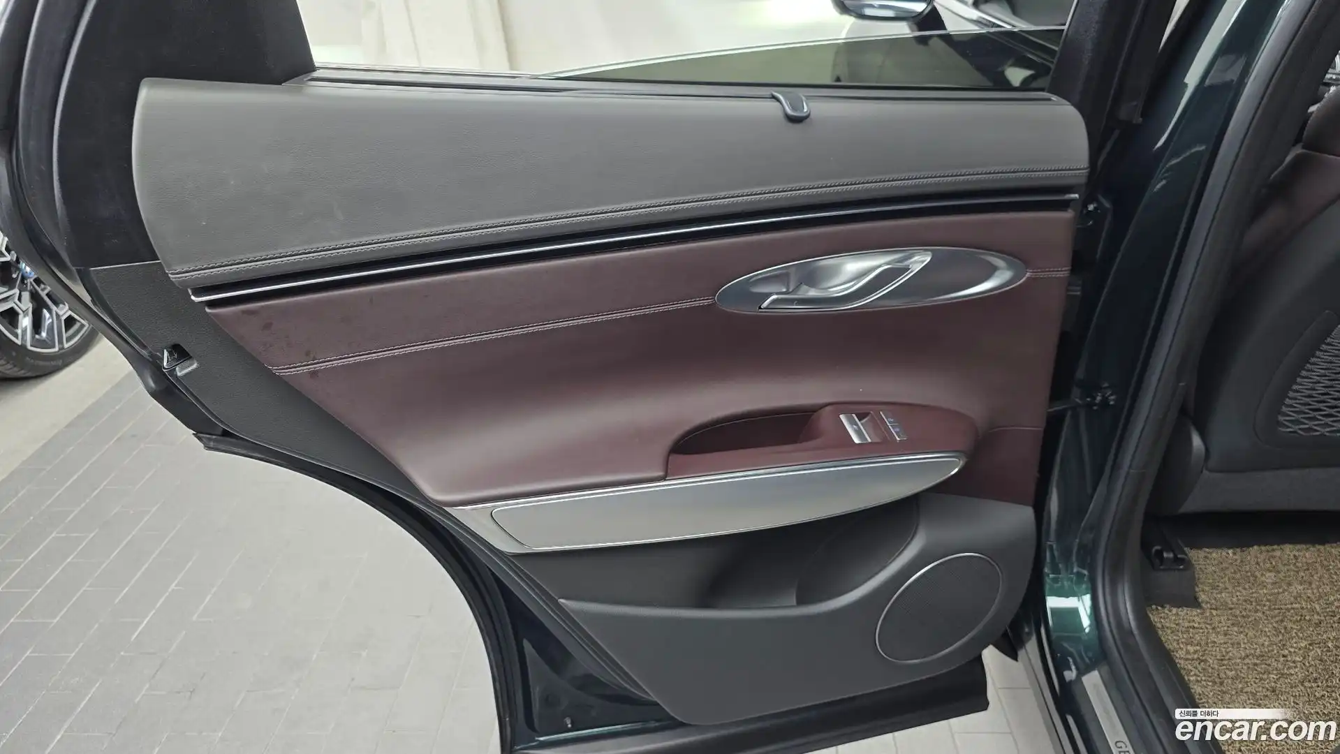GV70 Genesis 2022.0-INNER-035