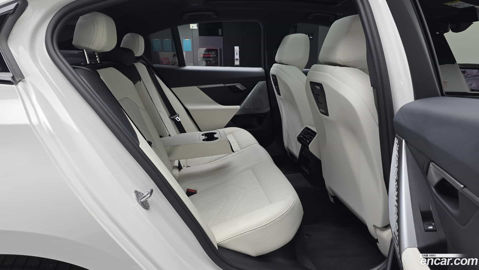 5-Series BMW 2024.9-OPTION-015