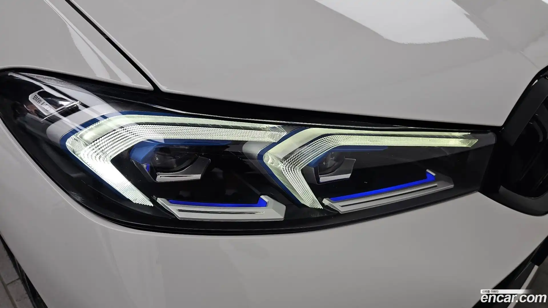 3-Series BMW 2023.0-OUTER-032