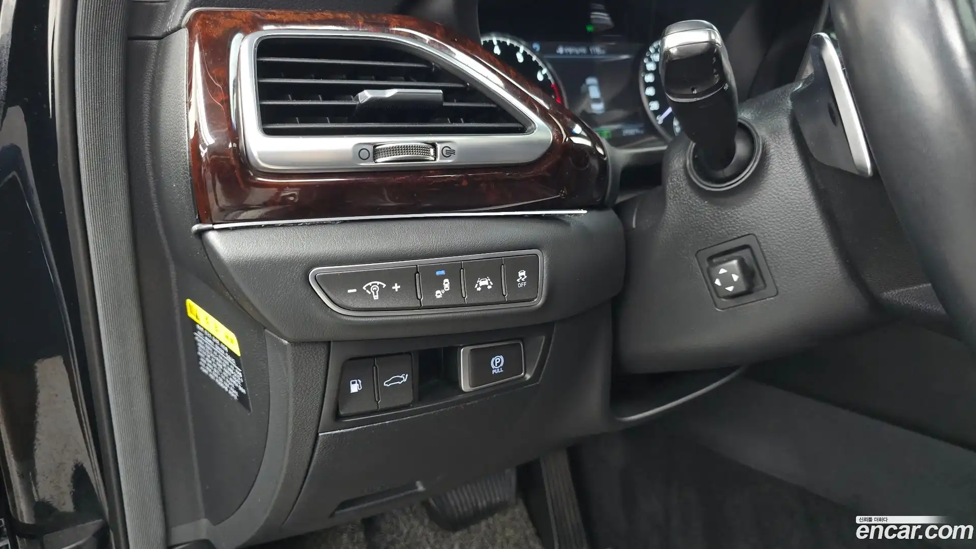 EQ900 Genesis 2016.6-OPTION-020