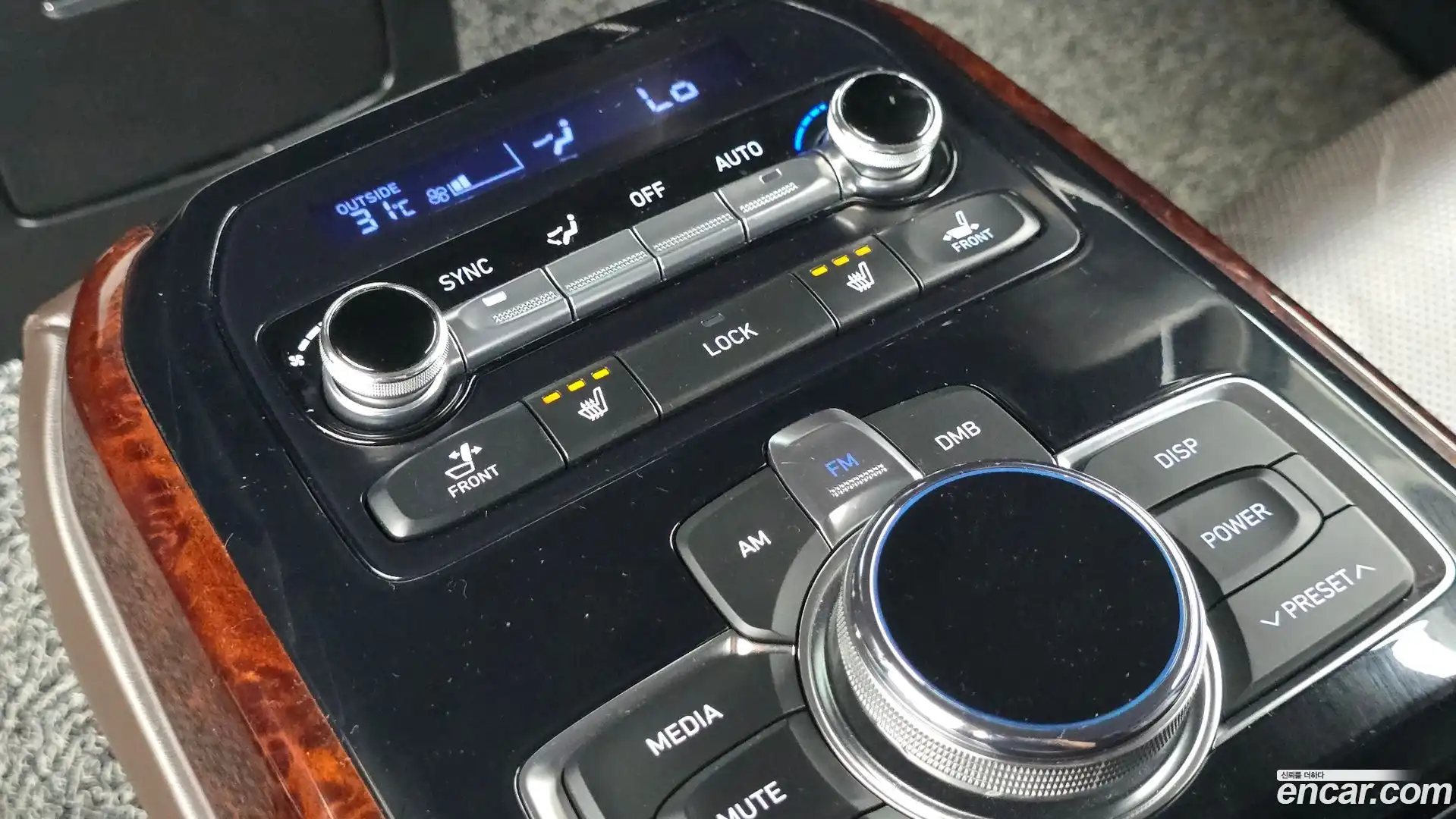 EQ900 Genesis 2016.6-OPTION-023