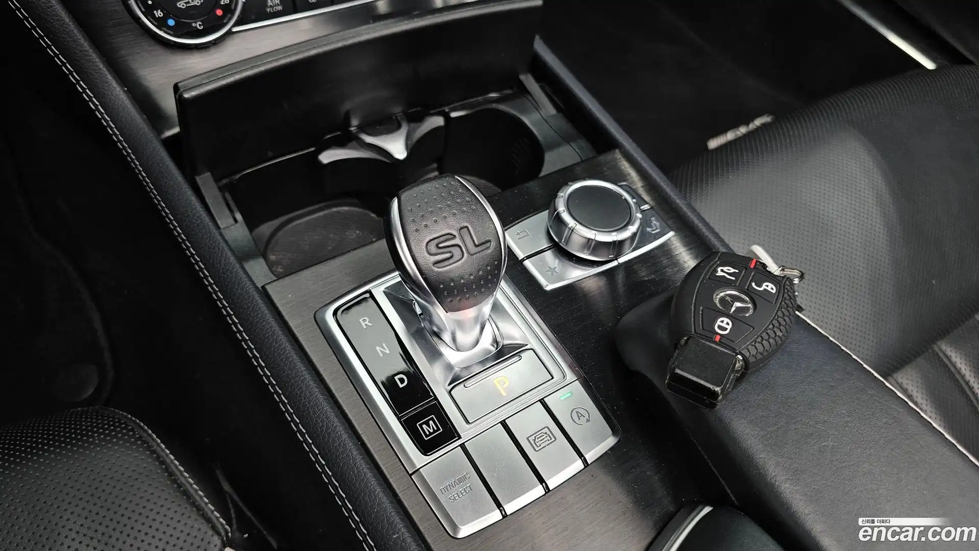 SL-Class Mercedes-Benz 2017.7-INNER-009