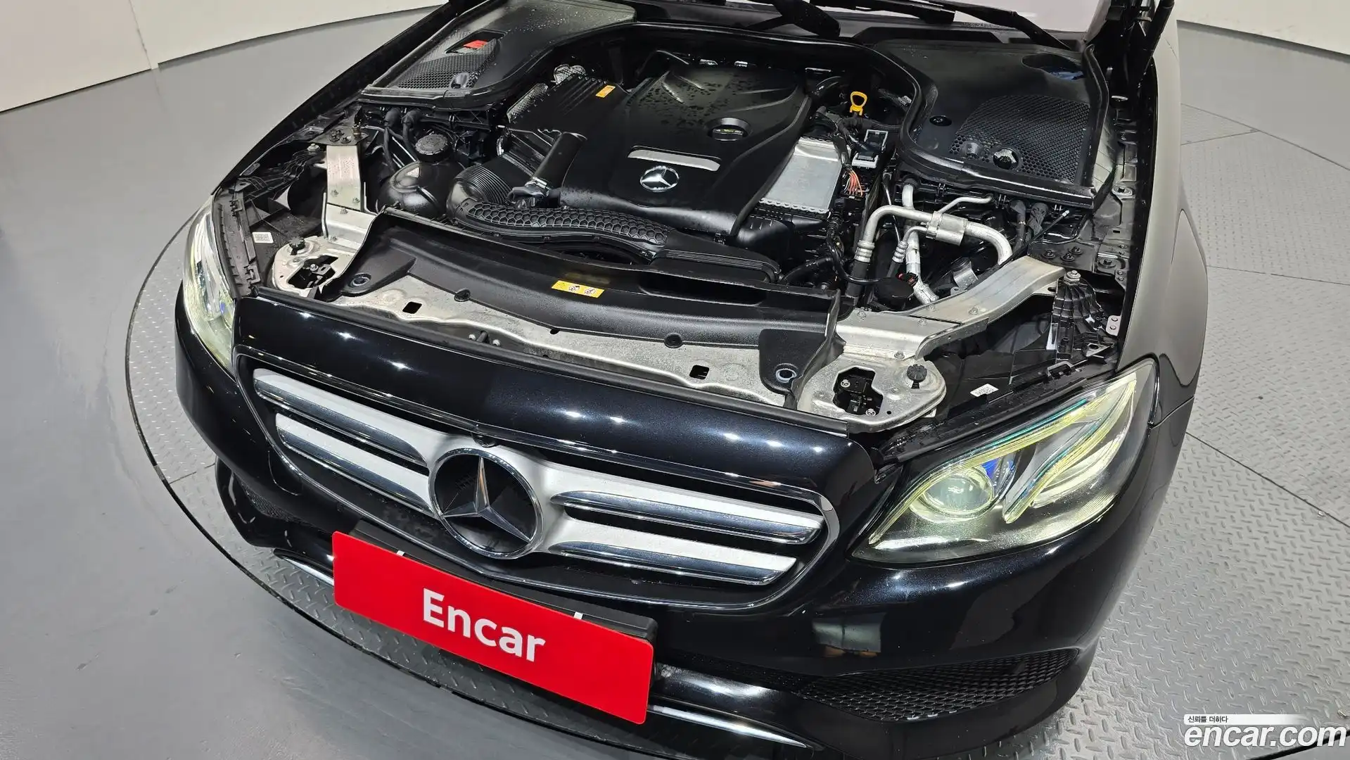 E-Class Mercedes-Benz 2017.1-OUTER-006
