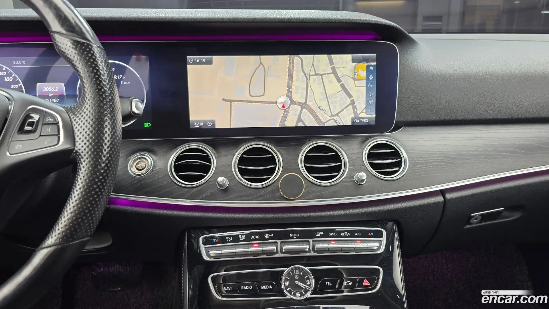 E-Class Mercedes-Benz 2017.1-OPTION-018