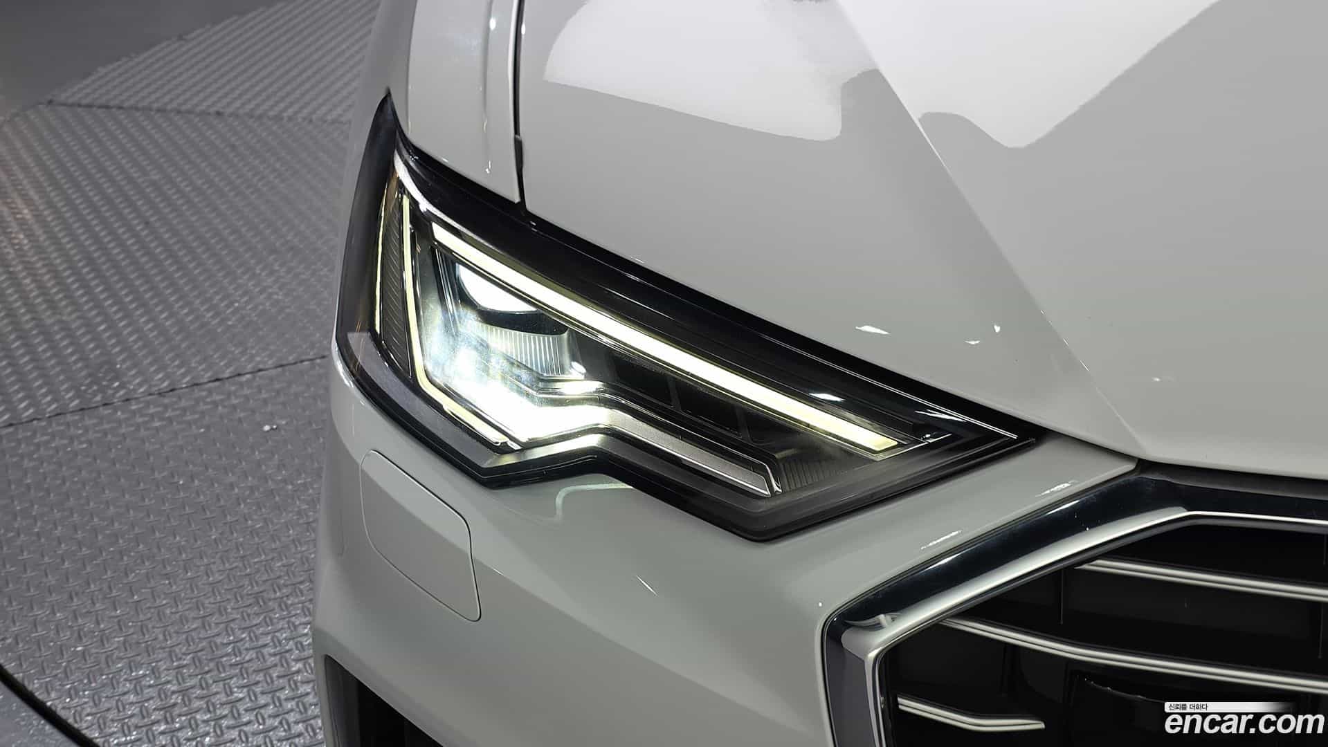 A6 Audi 2022.3-OUTER-032