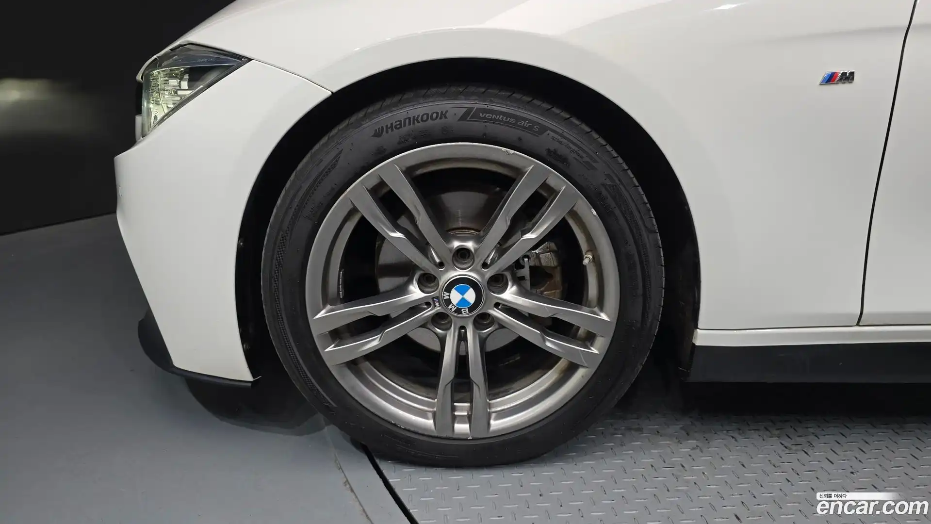 3-Series BMW 2017.4-OUTER-005