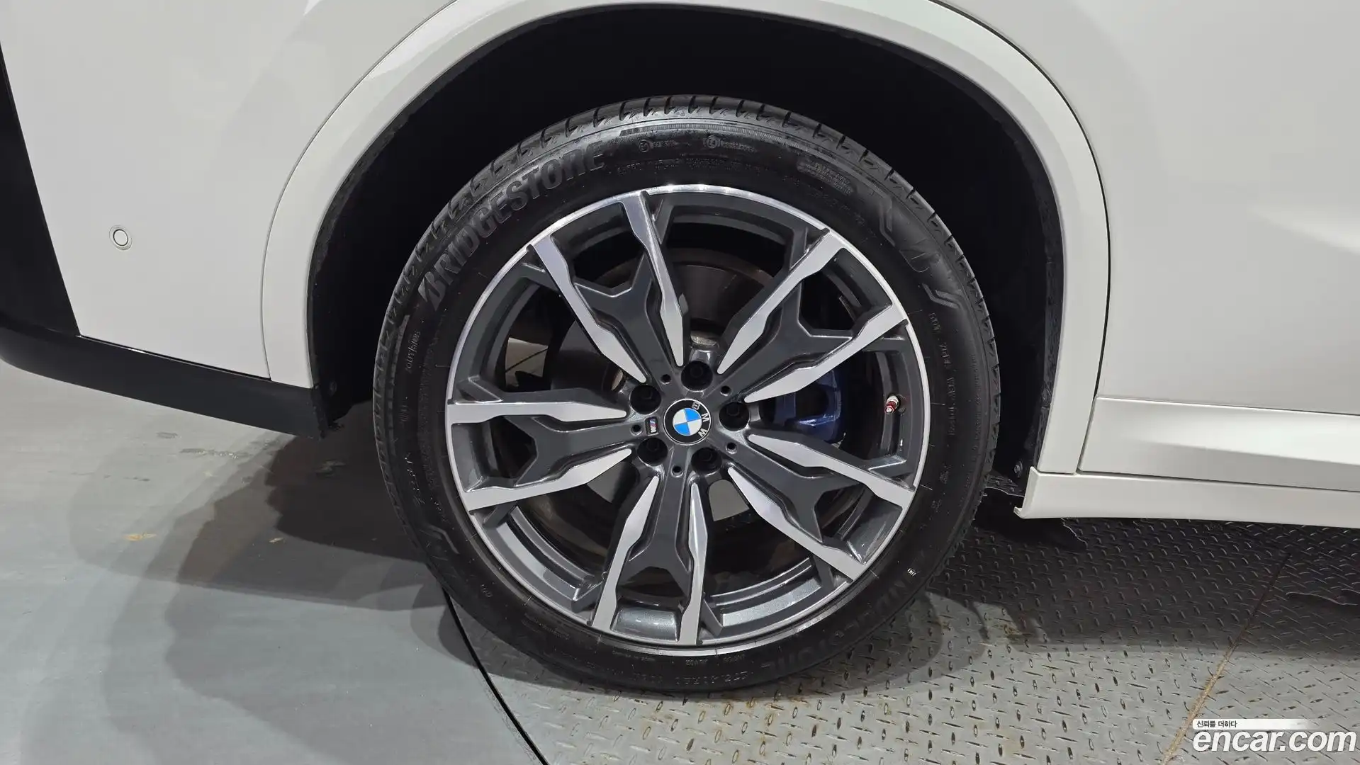 X4 BMW 2024.11-OUTER-005