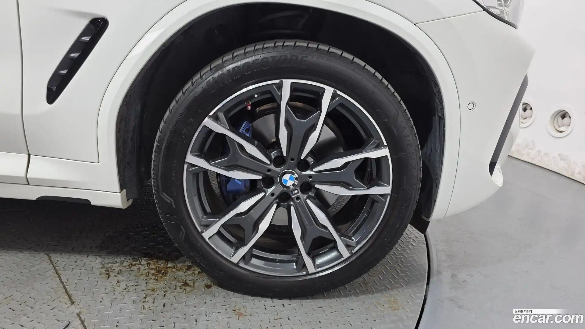 X4 BMW 2024.11-OUTER-031