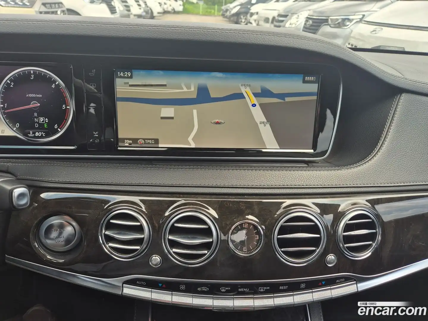 S-Class Mercedes-Benz 2013.11-OPTION-015