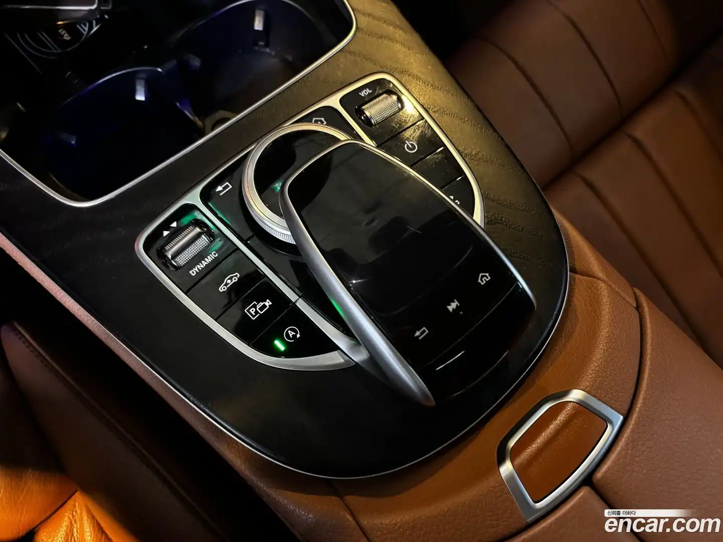 E-Class Mercedes-Benz 2018.6-OPTION-019