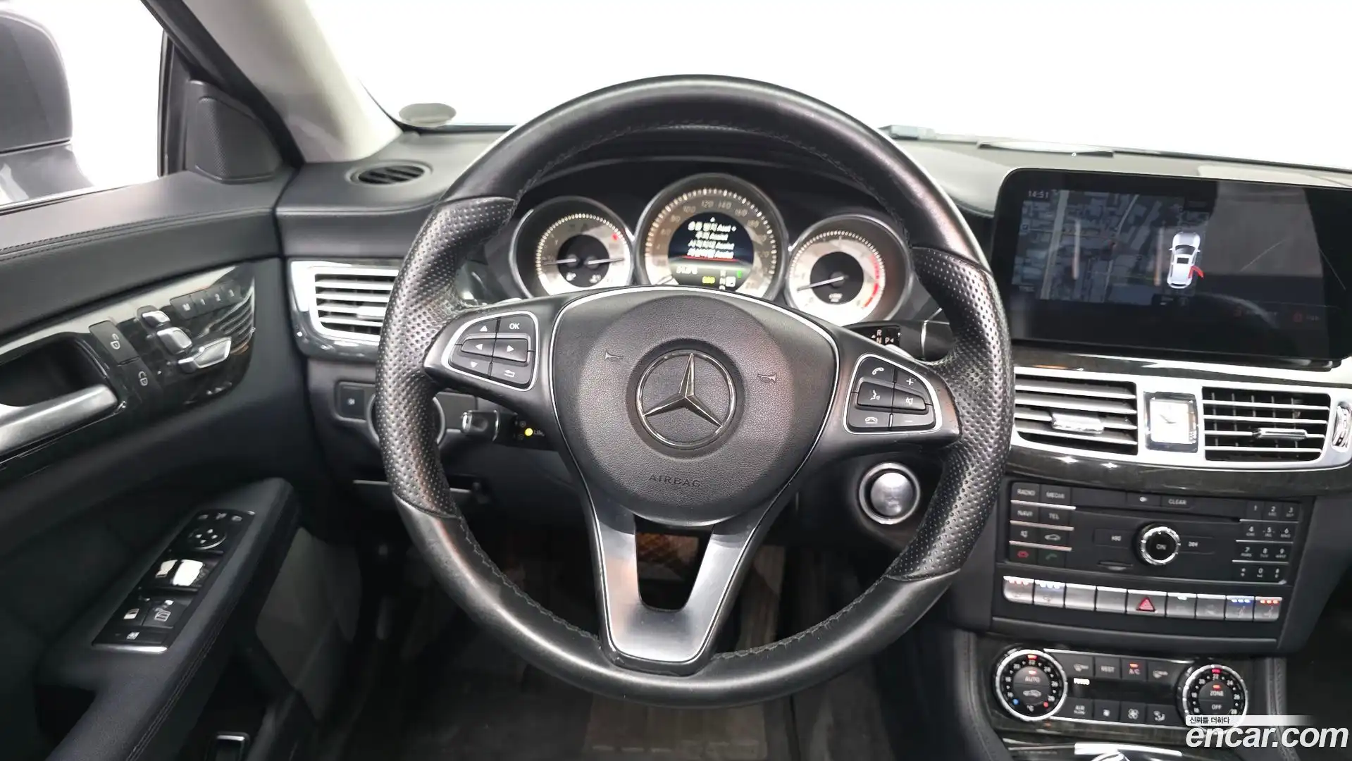 CLS-Class Mercedes-Benz 2016.4-OPTION-017