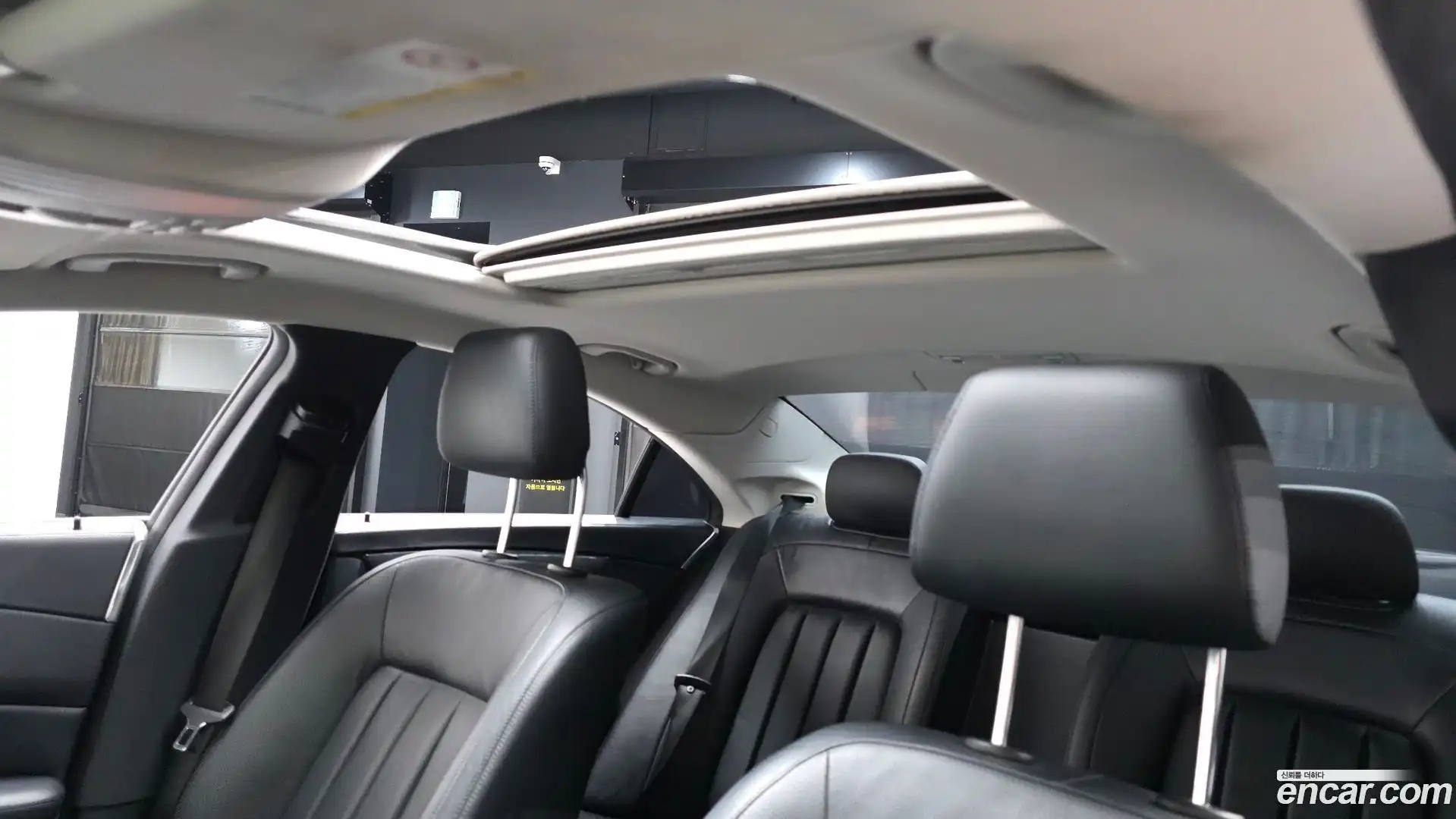 CLS-Class Mercedes-Benz 2016.4-OPTION-022