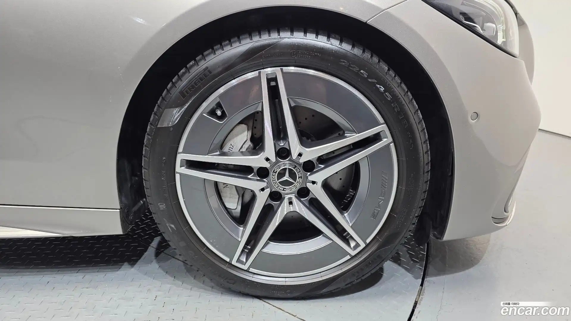 C-Class Mercedes-Benz 2024.6-OUTER-005