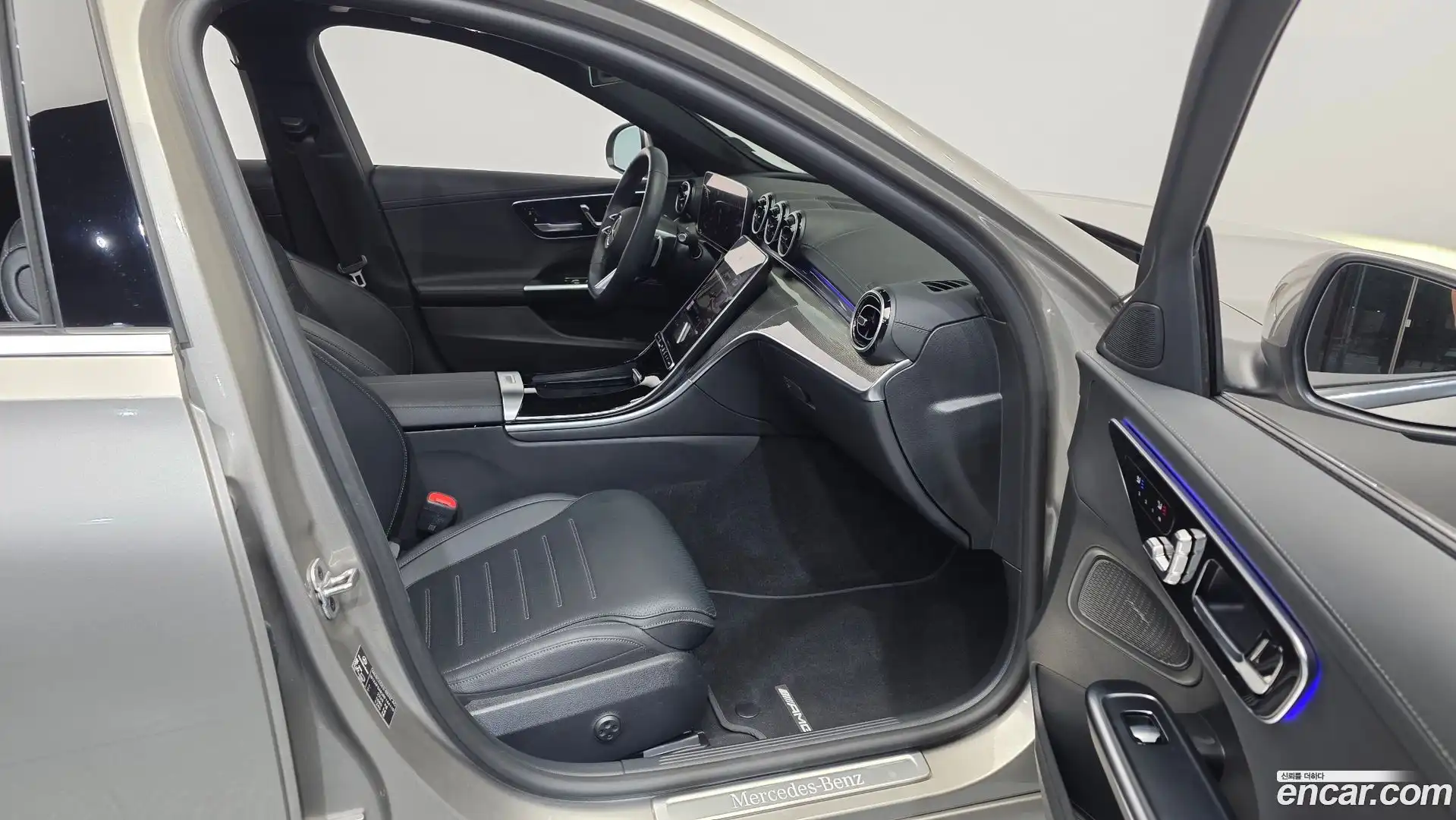 C-Class Mercedes-Benz 2024.6-OPTION-015