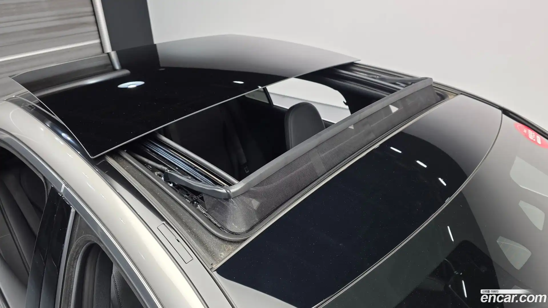 C-Class Mercedes-Benz 2024.6-OPTION-023