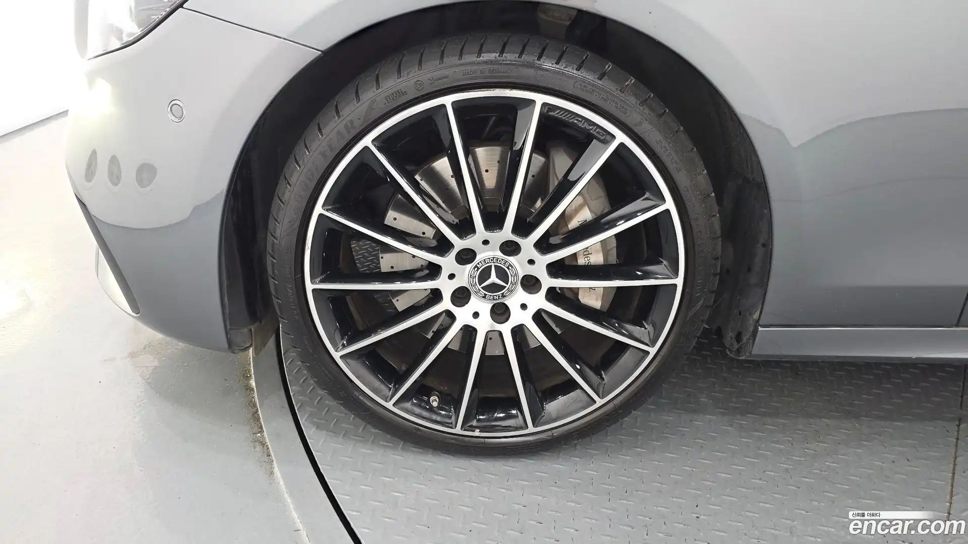 E-Class Mercedes-Benz 2023.2-OUTER-005