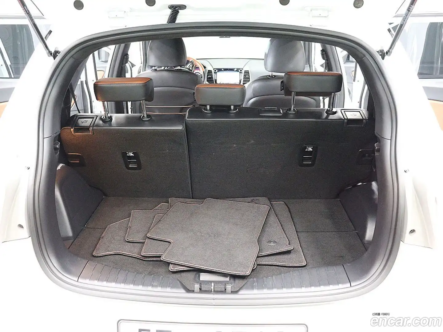 TIBOLI KG Mobility 2018.9-OPTION-024