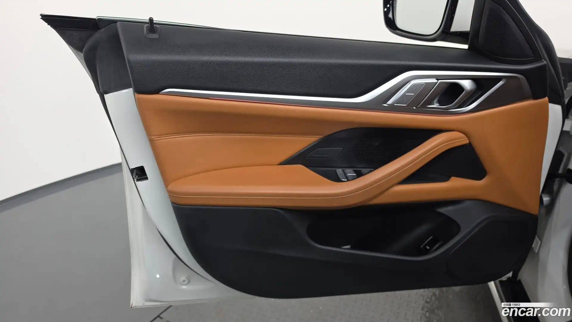 i4 BMW 2022.4-INNER-034