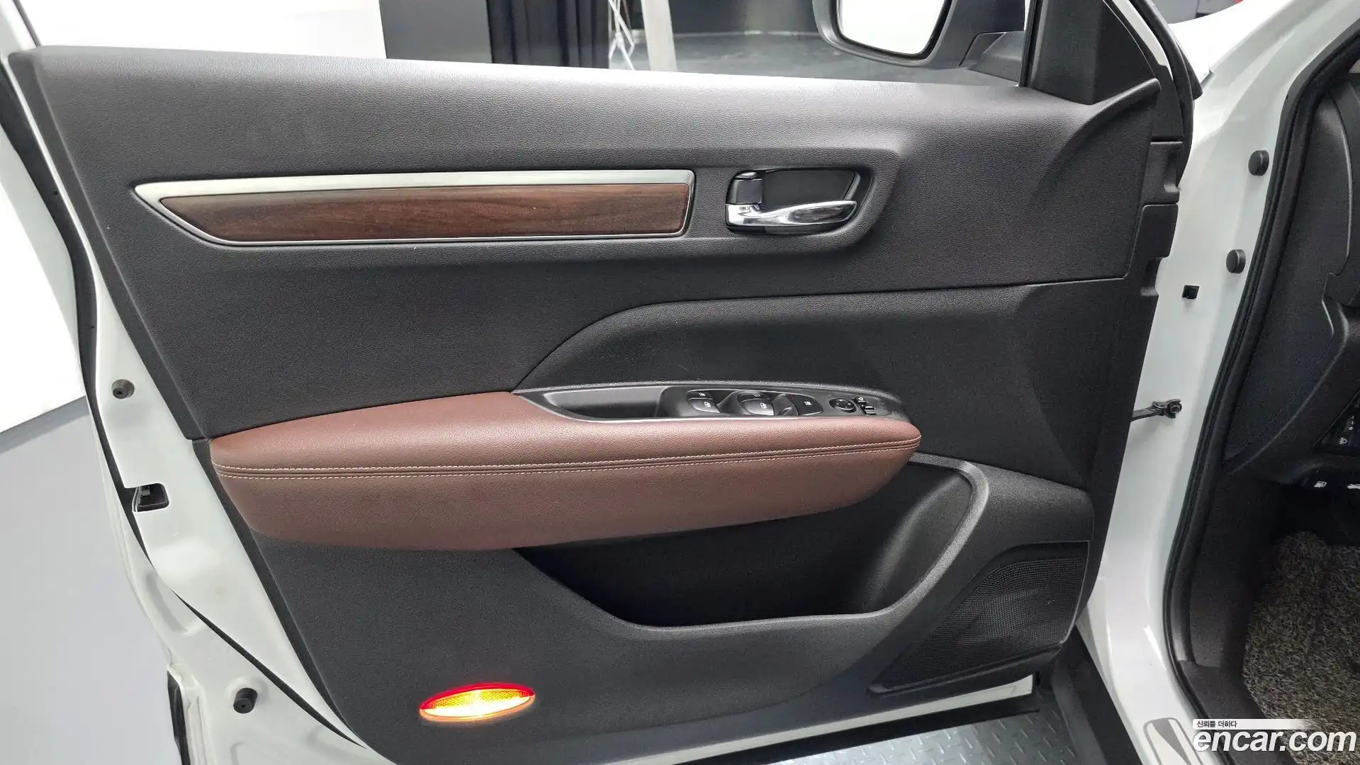 QM6 Renault Korea 2019.9-INNER-034