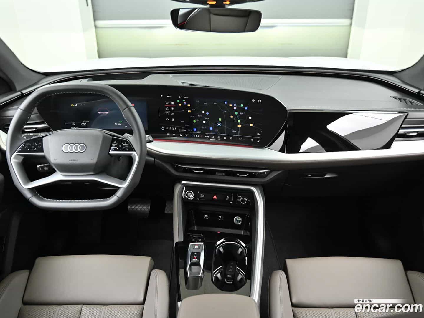 Q5 Audi 2025.11-INNER-007