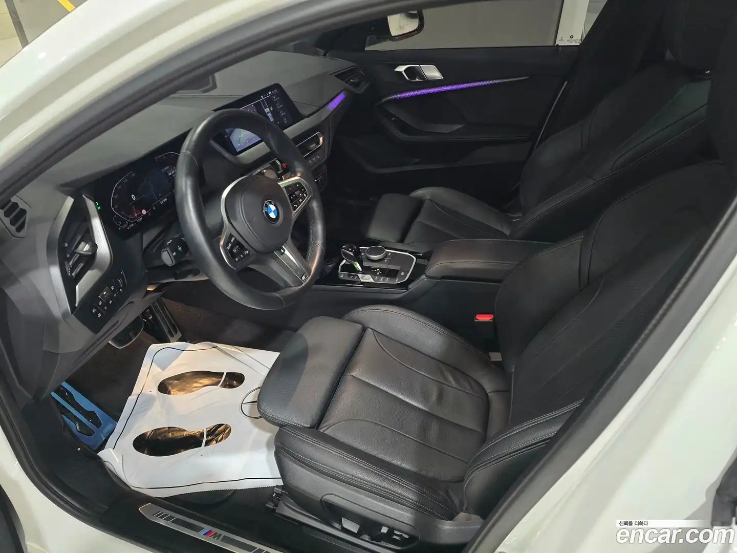 1-Series BMW 2022.8-INNER-010