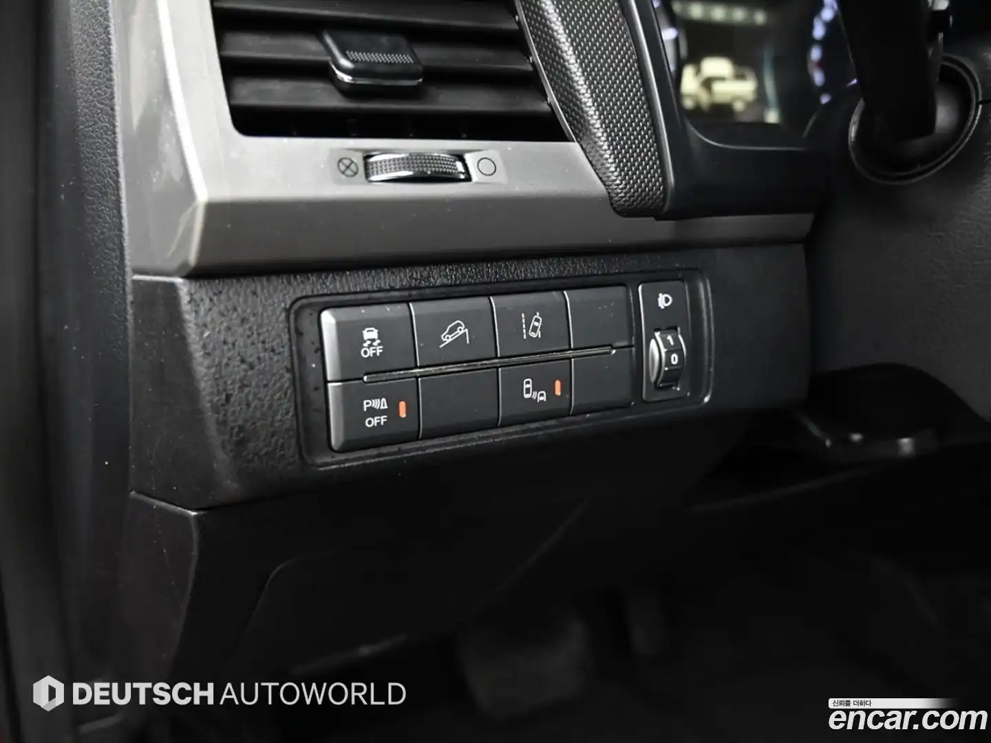 Rexton KG Mobility 2019.3-OPTION-021