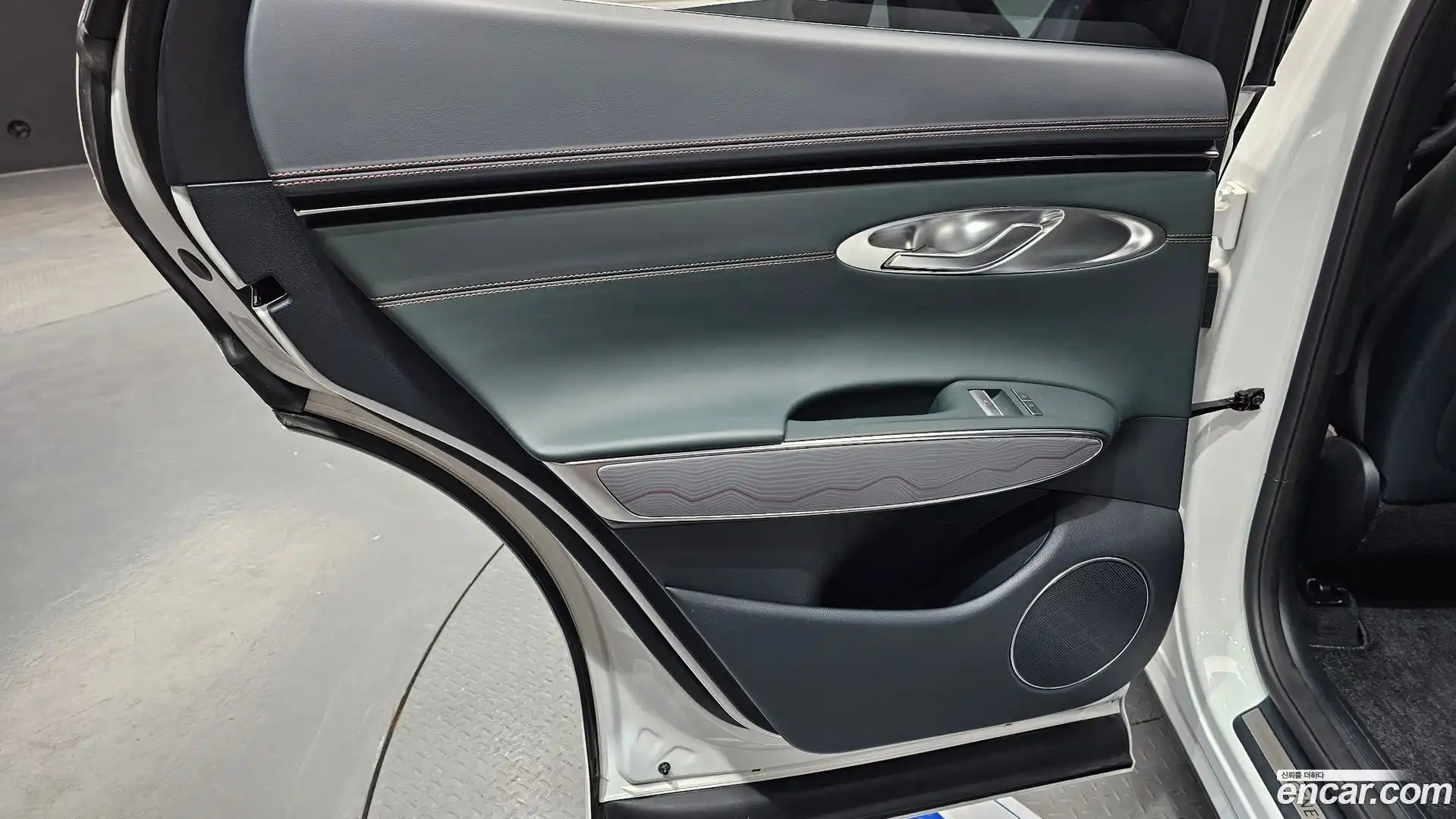 GV70 Genesis 2024.4-INNER-035