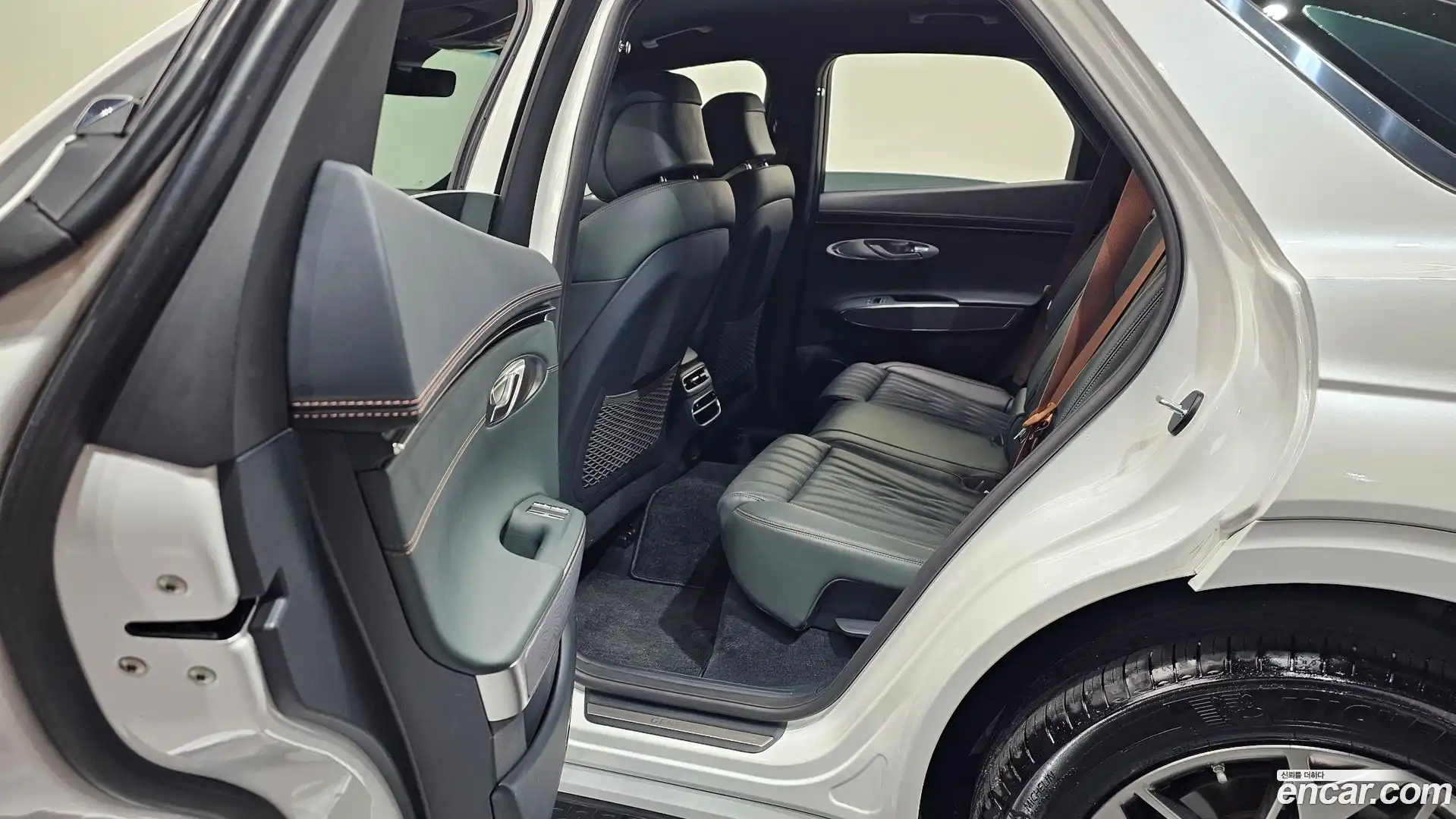 GV70 Genesis 2024.4-INNER-036
