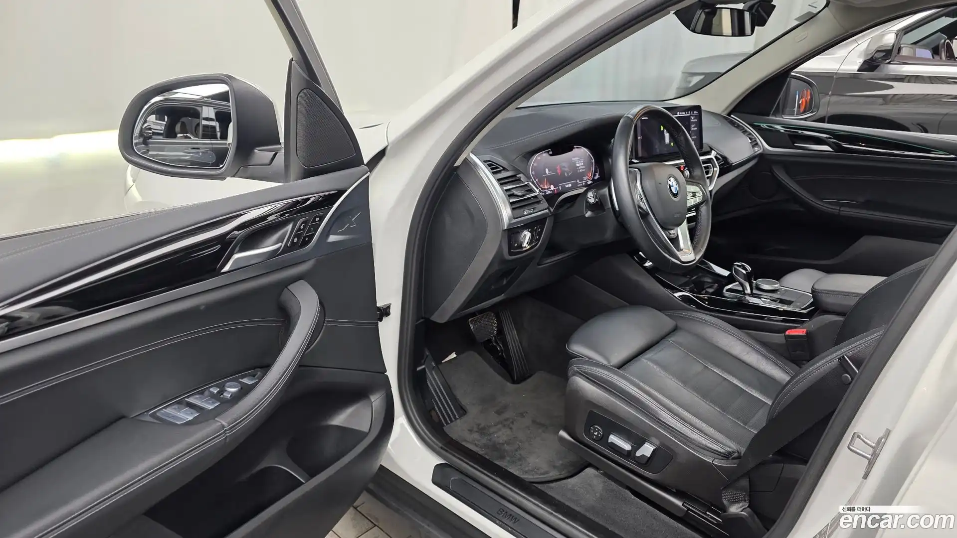 X3 BMW 2022.10-INNER-010