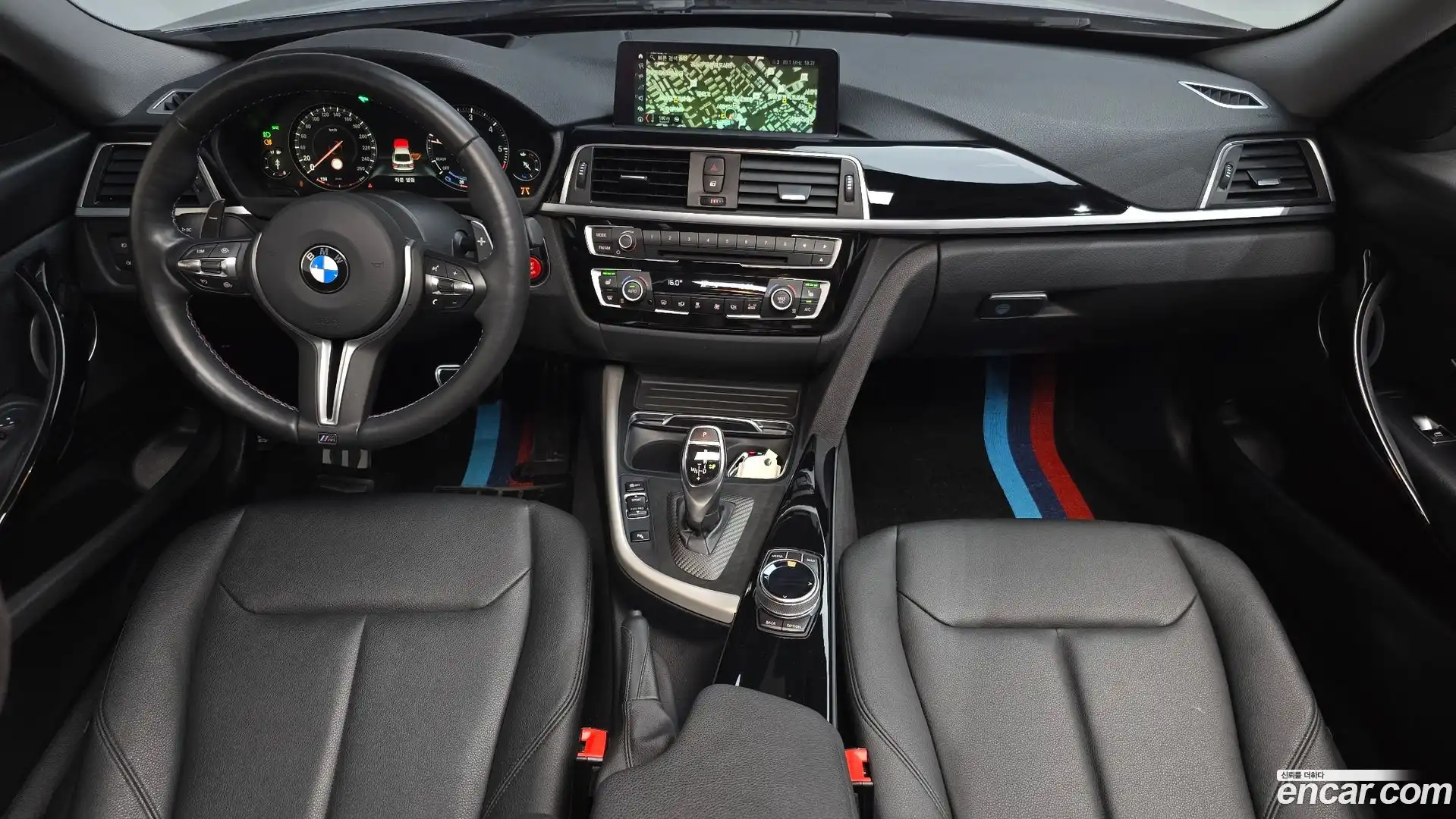 Gran Turismo BMW 2018.5-INNER-007