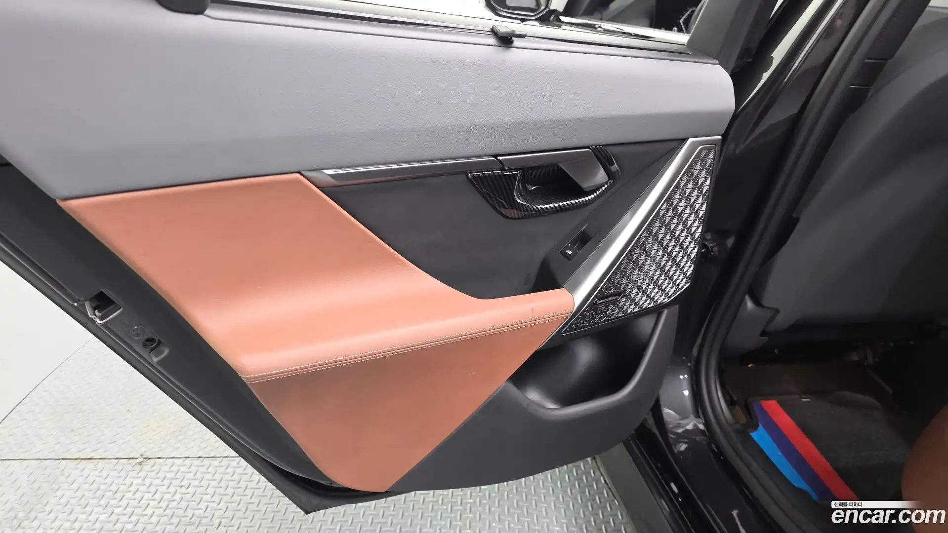 5-Series BMW 2024.6-INNER-035
