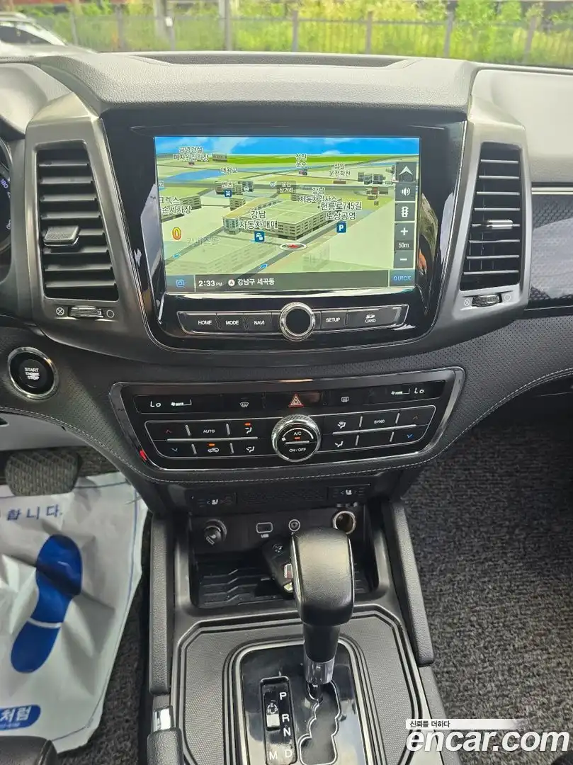 Rexton KG Mobility 2021.8-INNER-009