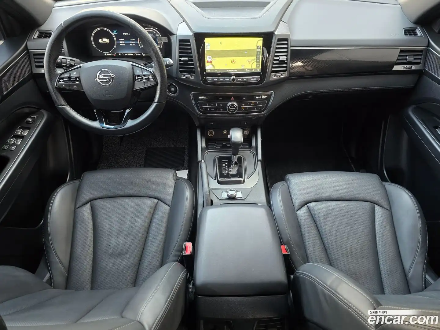 Rexton KG Mobility 2022.0-INNER-007