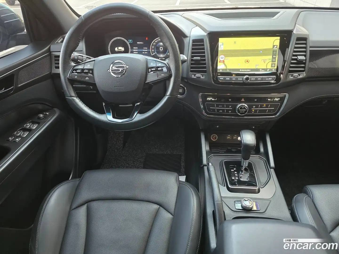 Rexton KG Mobility 2022.0-OPTION-016