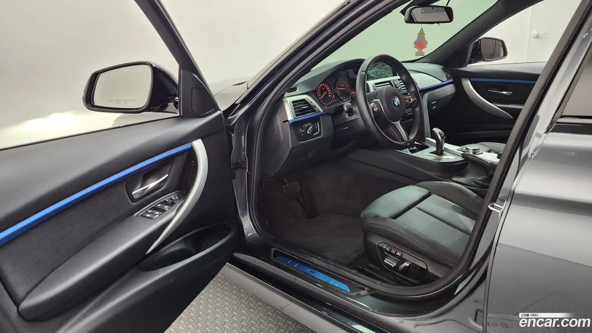 3-Series BMW 2016.5-INNER-010