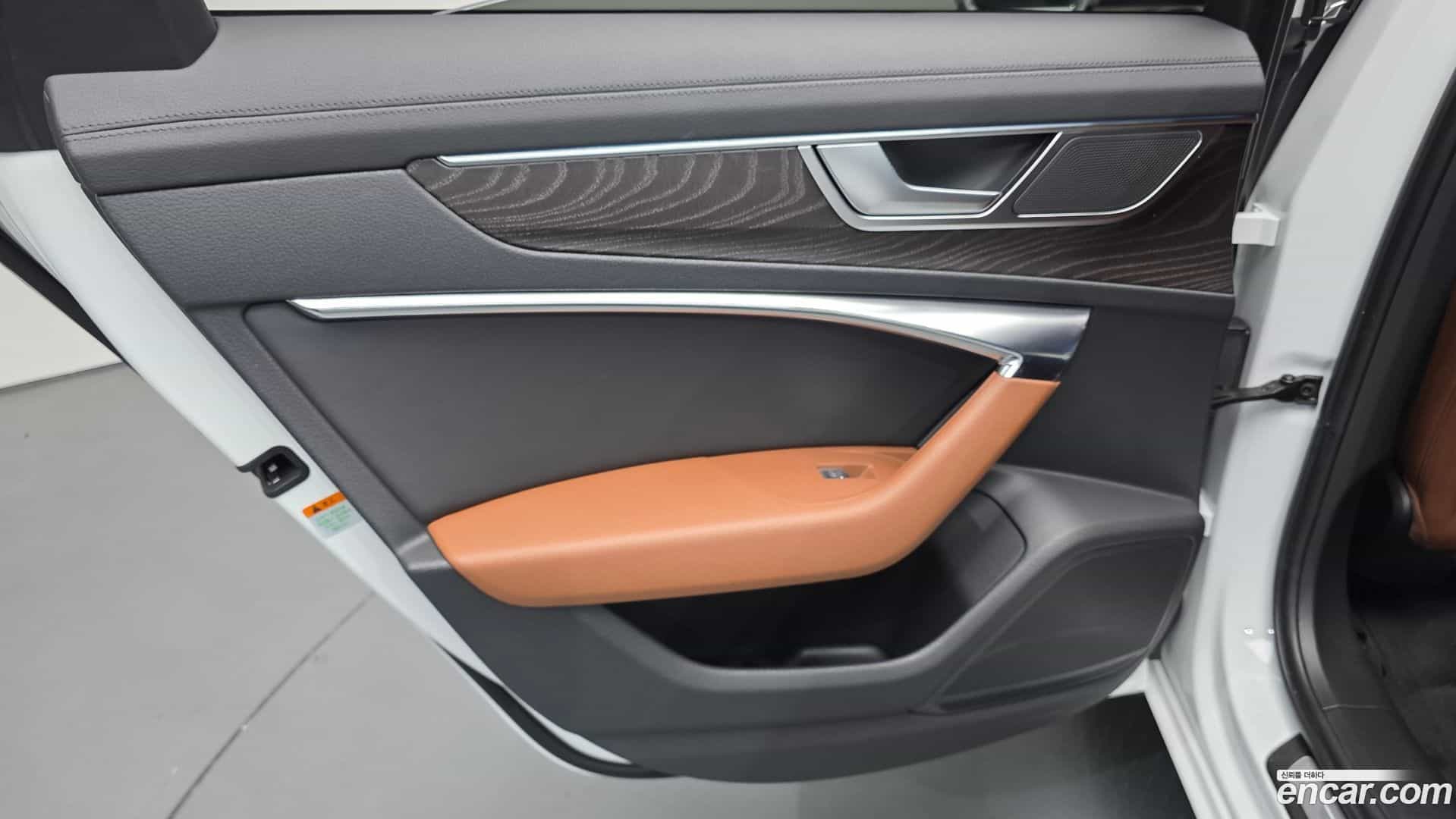 A6 Audi 2023.0-INNER-035