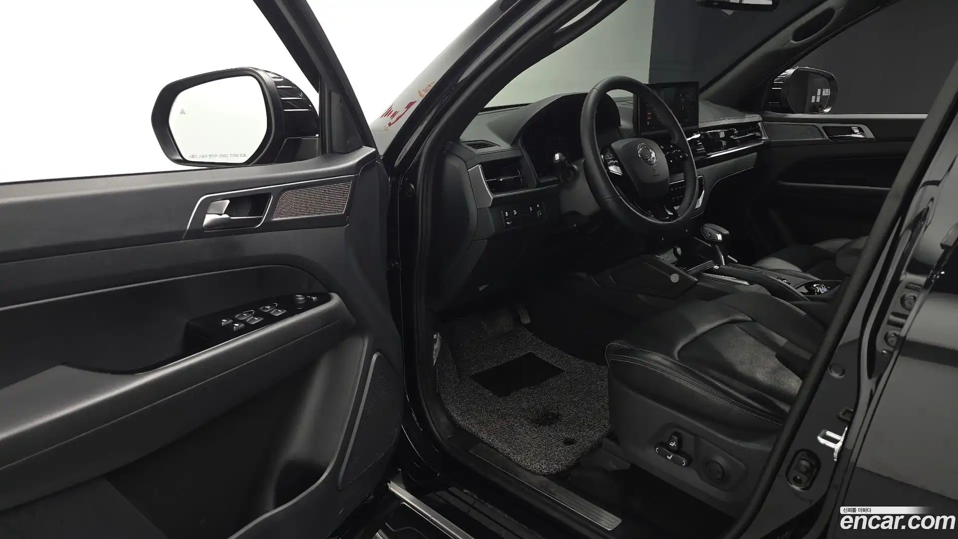 Rexton KG Mobility 2025.6-OPTION-015