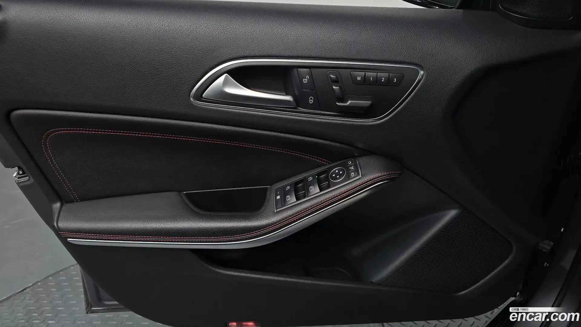 A-Class Mercedes-Benz 2015.9-INNER-034