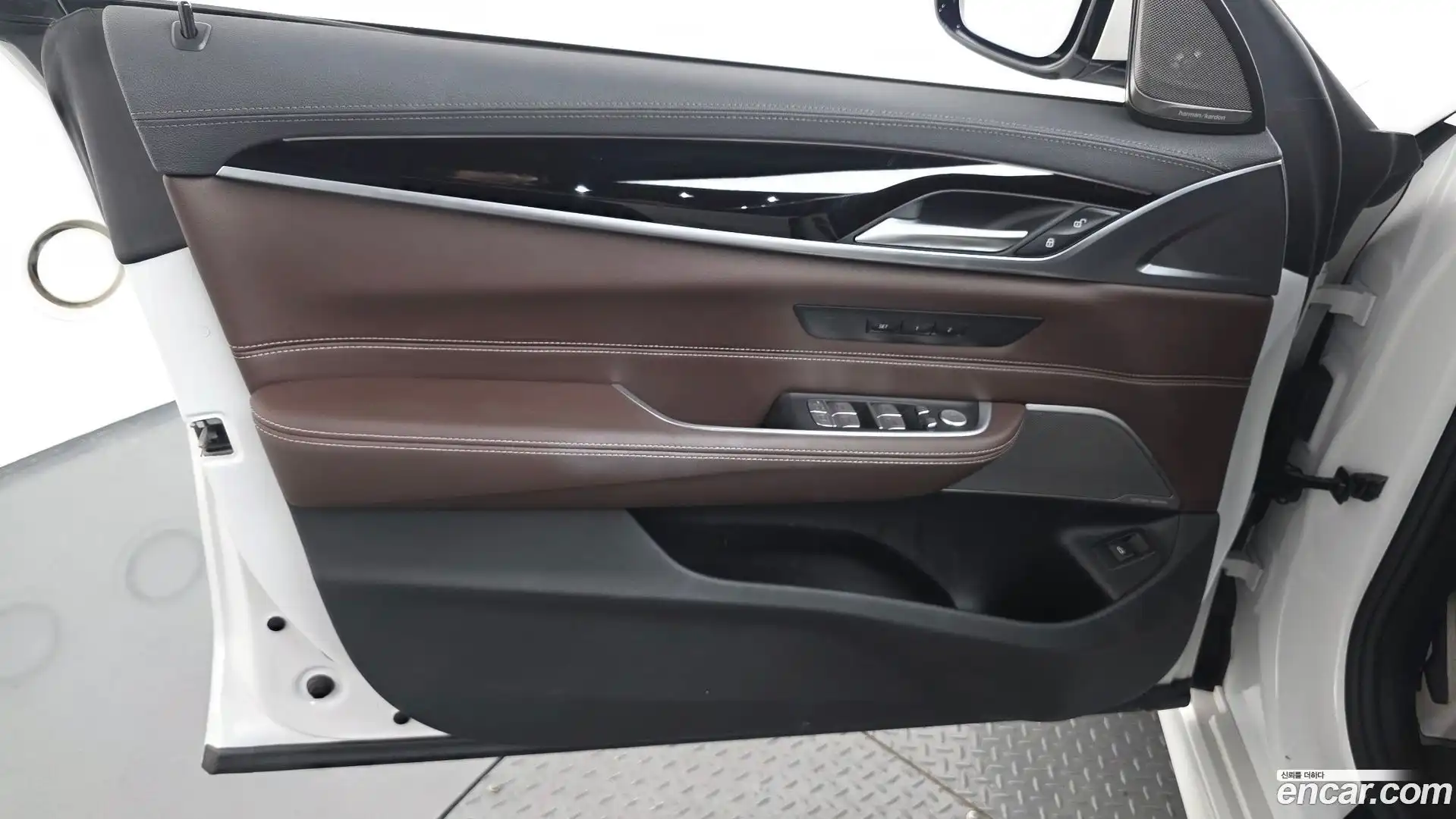 Gran Turismo BMW 2022.9-INNER-034