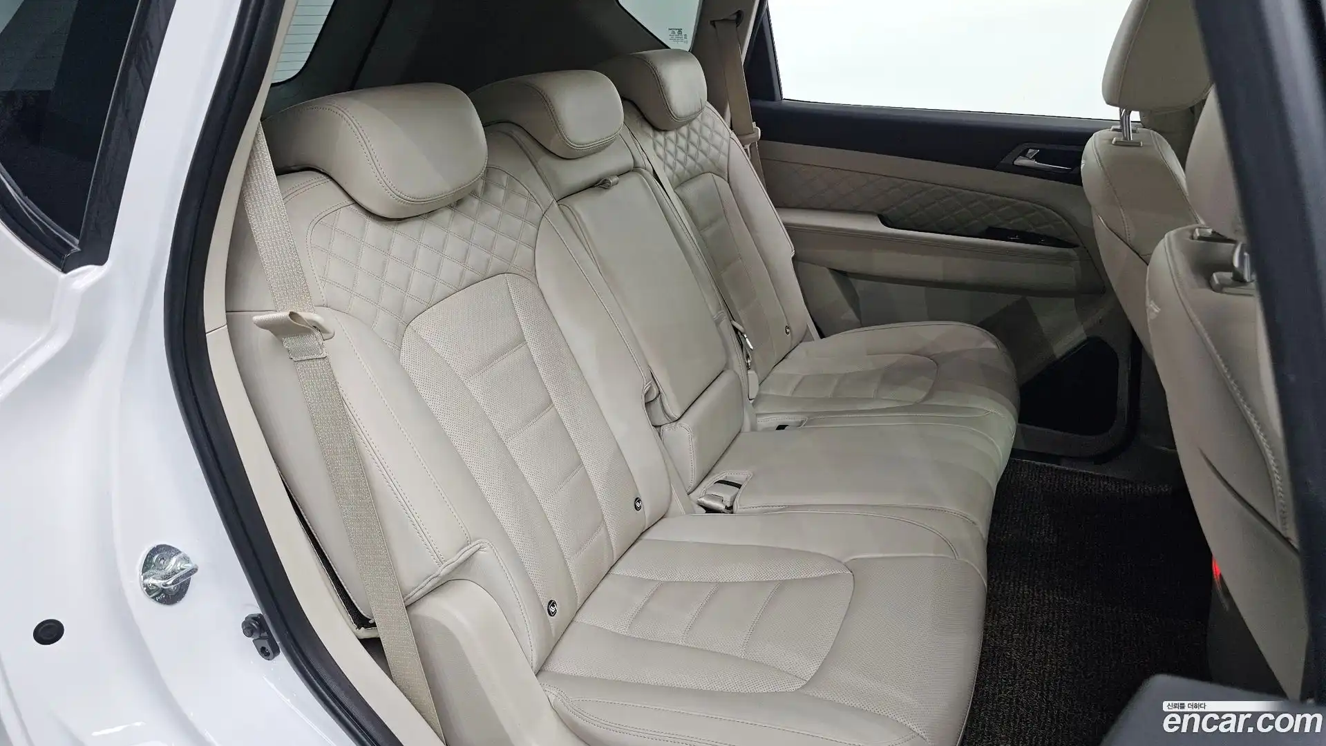 Rexton KG Mobility 2020.6-OPTION-015