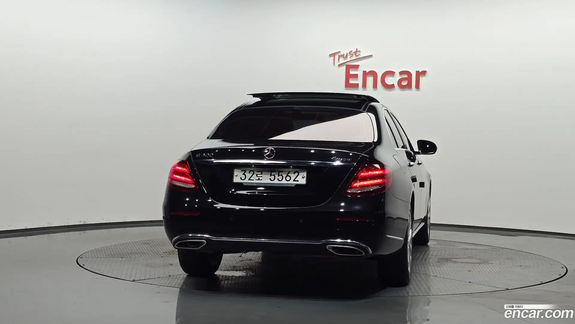 E-Class Mercedes-Benz 2019.2-OUTER-004