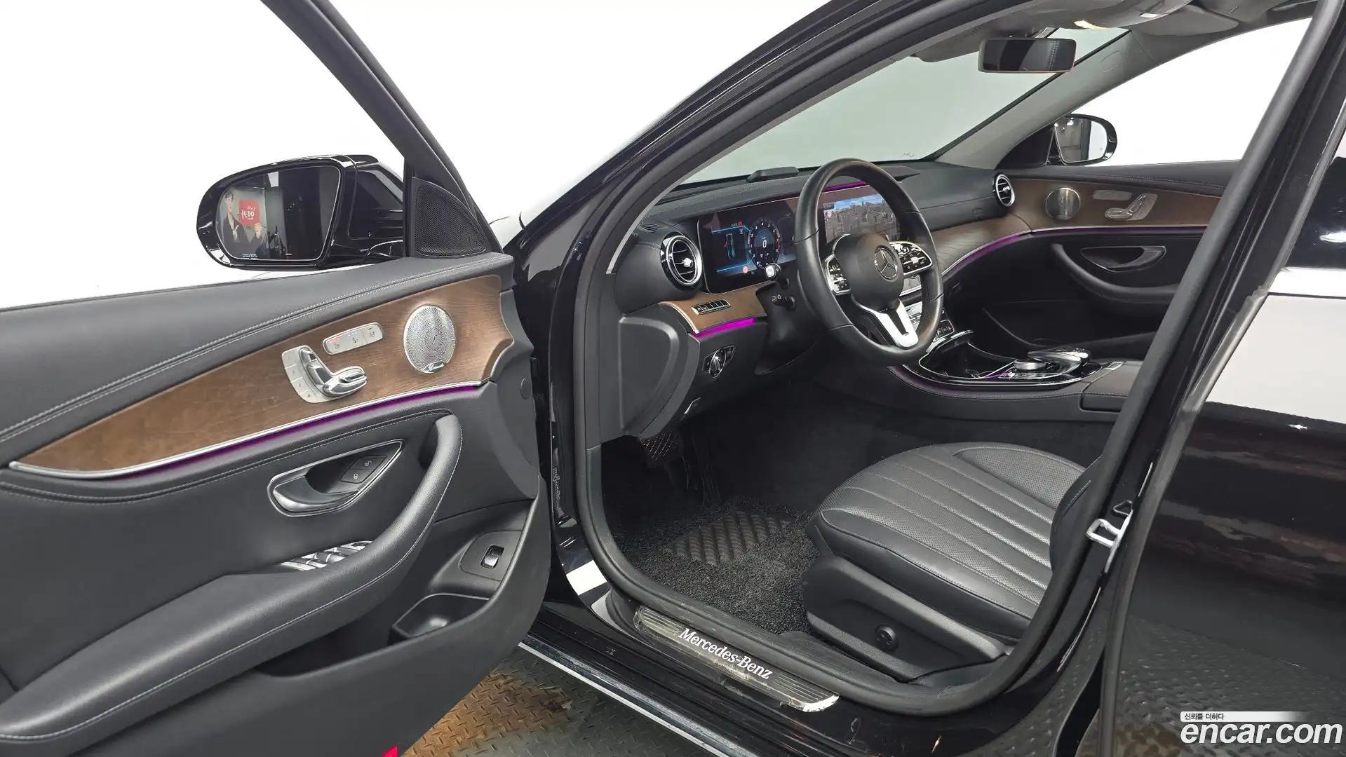 E-Class Mercedes-Benz 2019.2-INNER-010