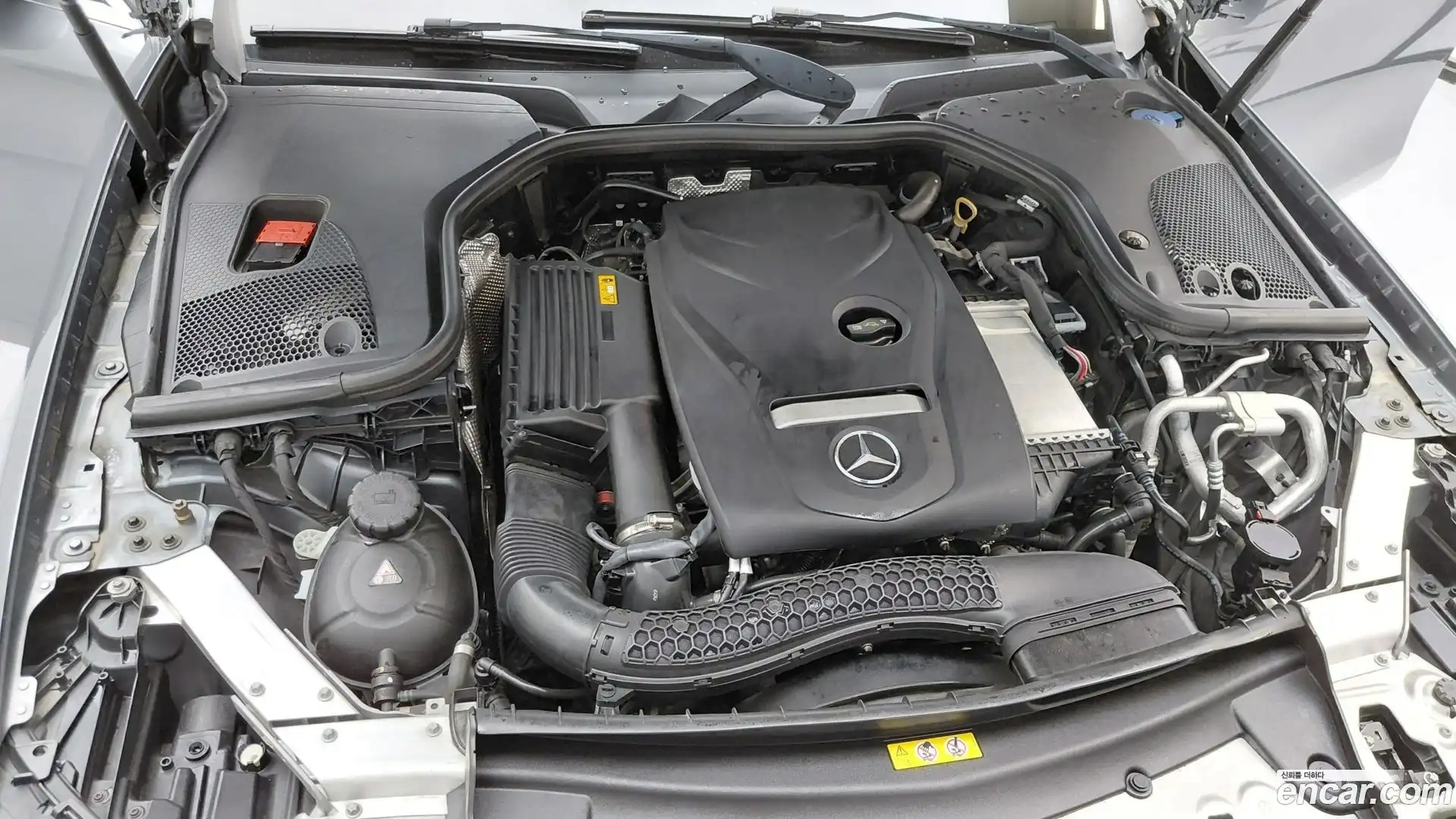 E-Class Mercedes-Benz 2017.11-OUTER-006